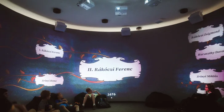 Zážitkový balíček v kaštieli Rákóczi Borša: Escape room, virtuálna realita a panoramatické premietanie
