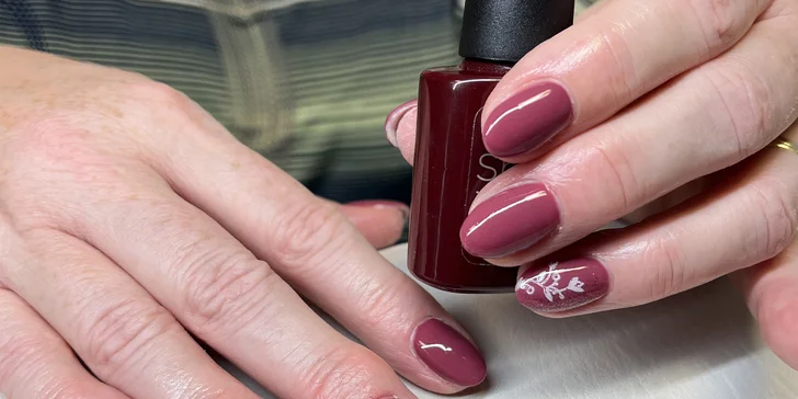 Omladenie rúk, gélové nechty aj výhodný balíček služieb v Allesandra nails
