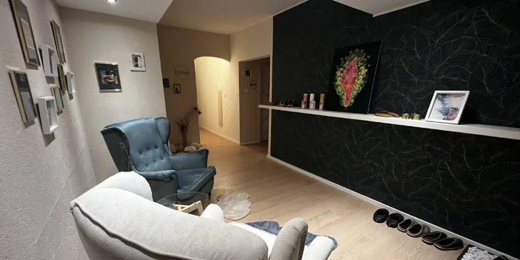 Relaxačná masáž kombinujúca tradičné ázijské masážne techniky