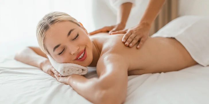 Relaxačná masáž kombinujúca tradičné ázijské masážne techniky