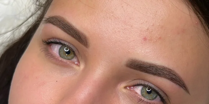 Permanentný makeup obočia