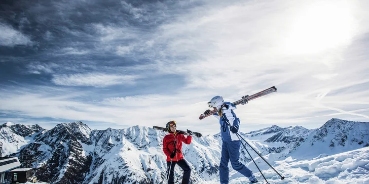 Zimný pobyt v tirolských Alpách: polpenzia, neobmedzený wellness, skiareál 3 km od hotela
