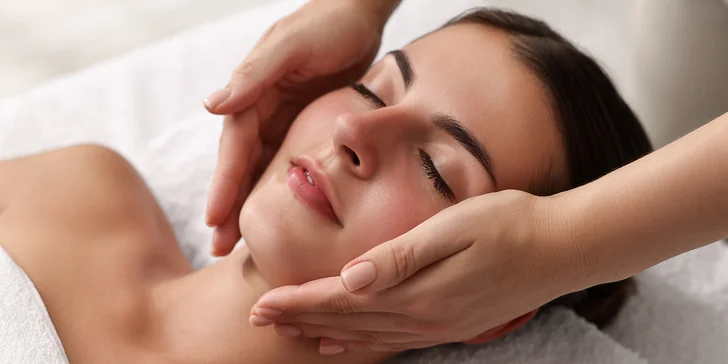 Lash lifting, laminácia obočia, exkluzívne ošetrenie pleti s masážou tváre alebo darčekové poukážky