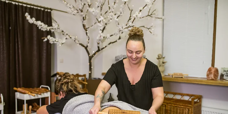 Rôzne druhy maderoterapie tváre i tela: základná, brazílska, antistresová a iné
