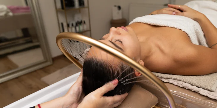 Head Spa s LED terapiou alebo mezoterapiou pre pokožku hlavy a vlasov v Anzu Cosmetics