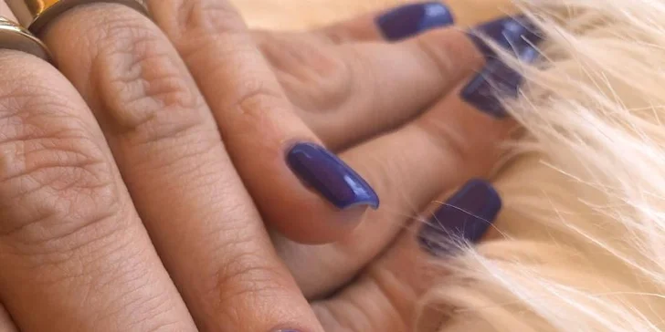 Gélové nechty, manikúra alebo pedikúra pre krásu vašich rúk a nôh v Angel beauty