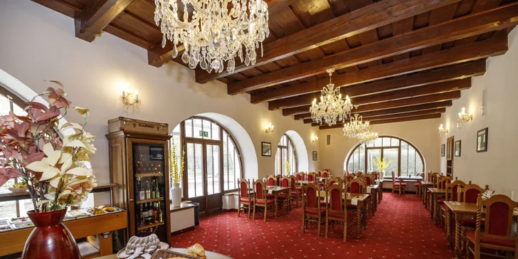 Romantický pobyt v centre Českého Krumlova: raňajky či polpenzia, možnosť privátneho wellness