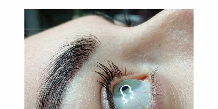 Frakčná mezoterapia, laminácia obočia, lash lifting, hydratačné ošetrenie pleti alebo masáž pleti