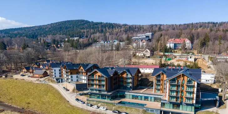 Nový moderný rezort v Sklárskej Porube: raňajky či polpenzia, wellness, infinity bazén