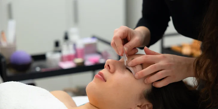 Laminácia obočia a/alebo Lash lifting & botox mihalníc