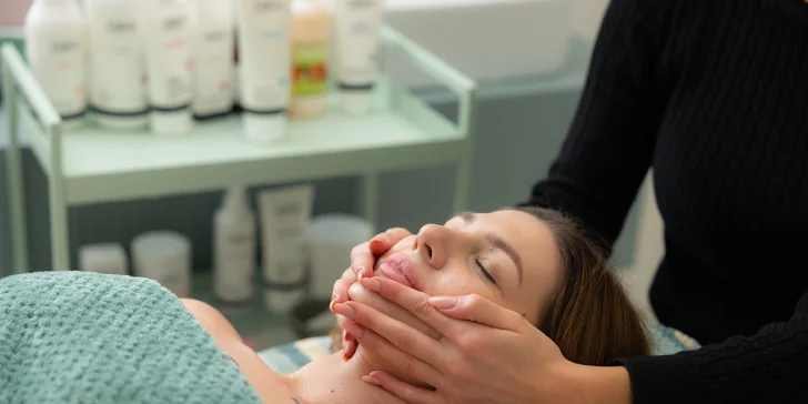 Kozmetické ošetrenia pleti: Antiage, Hydrabooster, Glow, Clean and heal ai.