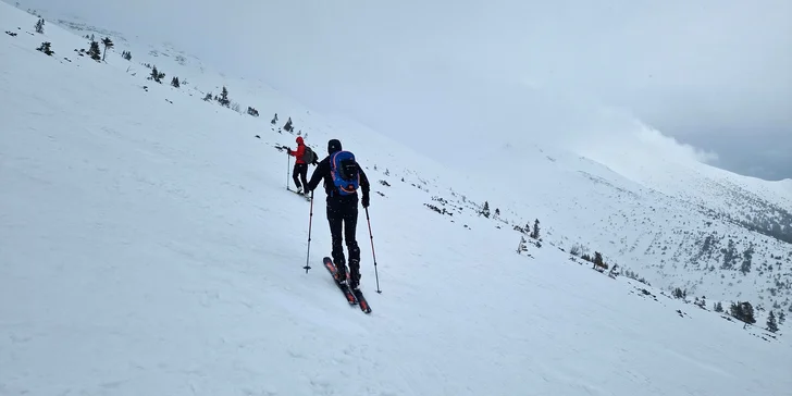 Kurzy pre skialpinistov: Skitouringový alebo skialpovo-lavínový kurz