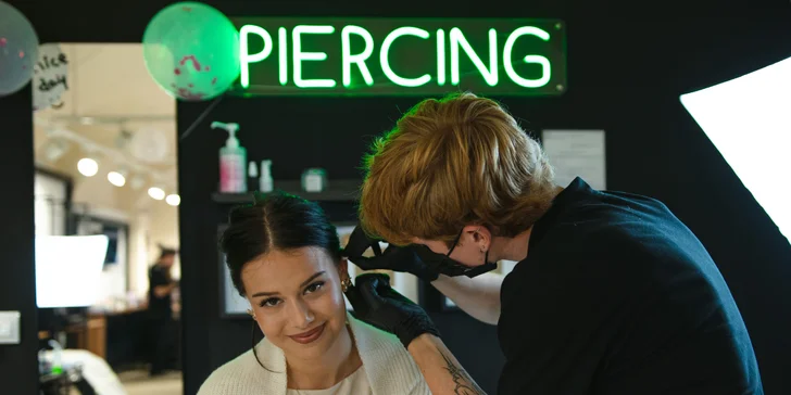 Darčekové poukážky v hodnote 50, 80 alebo 120 € na všetky služby VEAN TATTOO