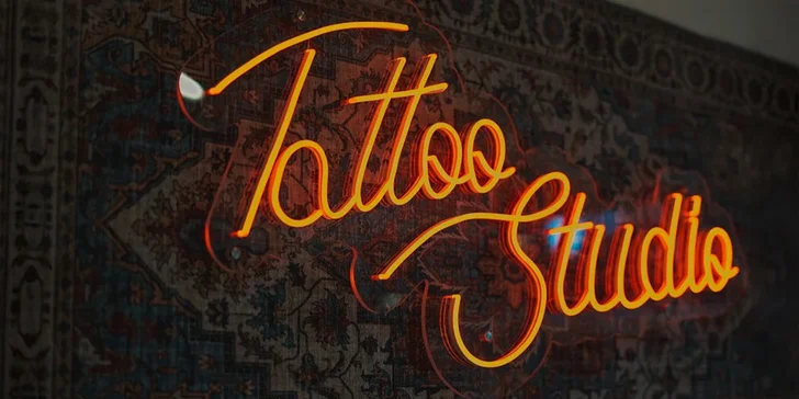 Darčekové poukážky v hodnote 50, 80 alebo 120 € na všetky služby VEAN TATTOO