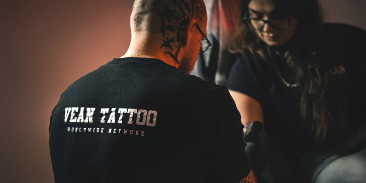 Darčekové poukážky v hodnote 50, 80 alebo 120 € na všetky služby VEAN TATTOO