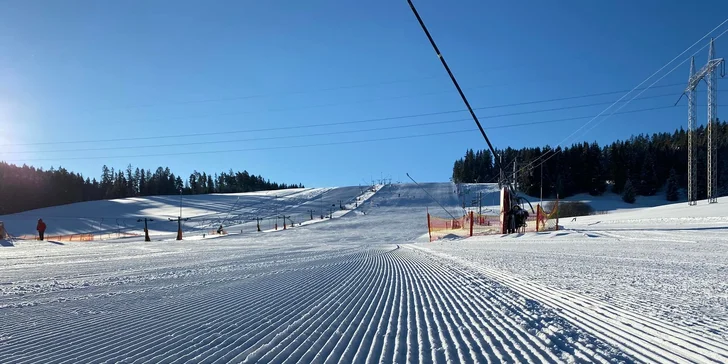 Celodenný alebo večerný skipas do lyžiarskeho strediska Snowpark Lučivná počas celého týždňa!