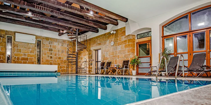 Pobyt v Českom Švajčiarsku: raňajky aj 3-chodová večera, bazén a fínska sauna