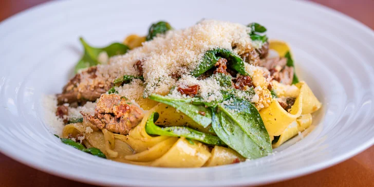 Pobyt v Českom Švajčiarsku: raňajky aj 3-chodová večera, bazén a fínska sauna