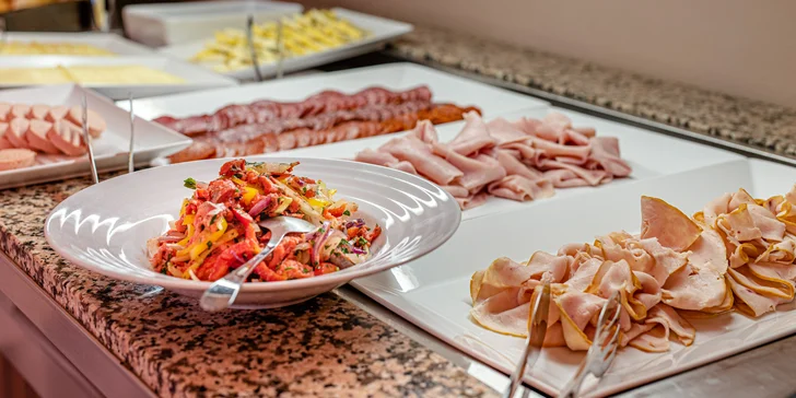 Pobyt v Českom Švajčiarsku: raňajky aj 3-chodová večera, bazén a fínska sauna