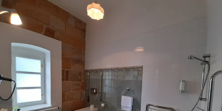 Pobyt v Českom Švajčiarsku: raňajky aj 3-chodová večera, bazén a fínska sauna