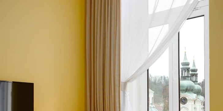 4* pobyt v centre Karlových Varov: ubytovanie s raňajkami alebo polpenziou, wellness aj masážou