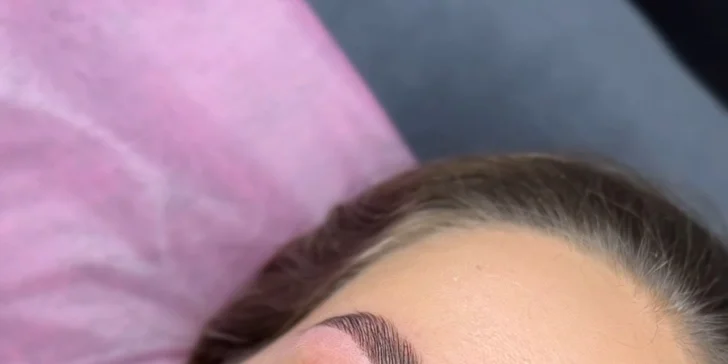 Úprava či laminácia obočia, lash lift mihalníc aj výhodné kombo