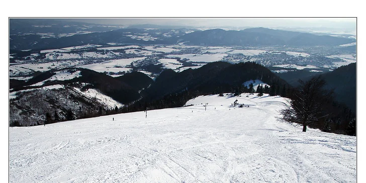 3-hodinový alebo celodenný SKIPAS v Lyžiarskom stredisku Šachtičky