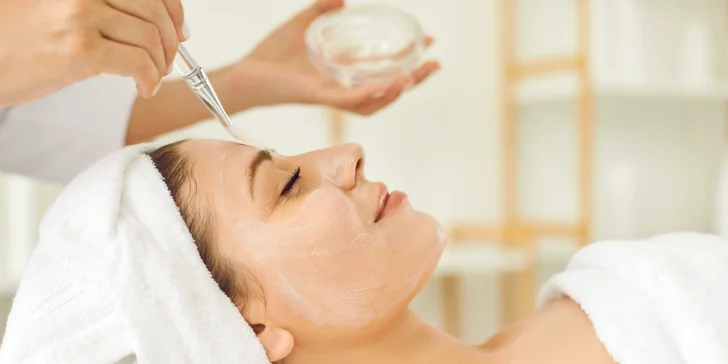 Pleťové ošetrenia pre dámy aj pánov: Čistenie, chemický peeling či lymfatická masáž