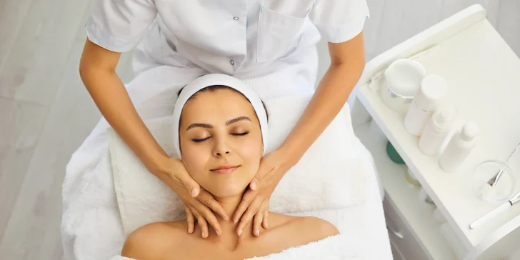 Pleťové ošetrenia pre dámy aj pánov: Čistenie, chemický peeling či lymfatická masáž