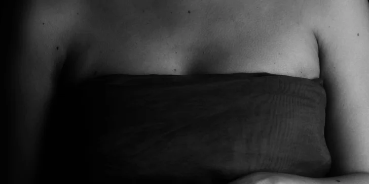 Profesionálne fotografovanie v ateliéri alebo v exteriéri: partnerské, tehotenské, svadobné a iné