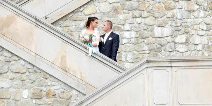 Profesionálne fotografovanie v ateliéri alebo v exteriéri: partnerské, tehotenské, svadobné a iné