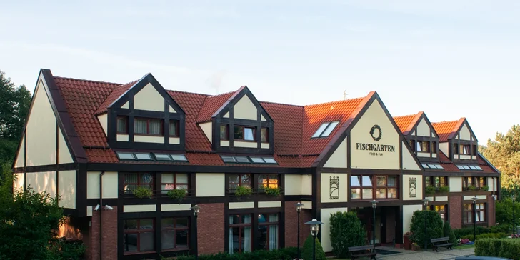 Dovolenka pri Baltiku: hotel v Gdansku 10 km od historického centra, 14 km od Gdyni a 4 km od pláže