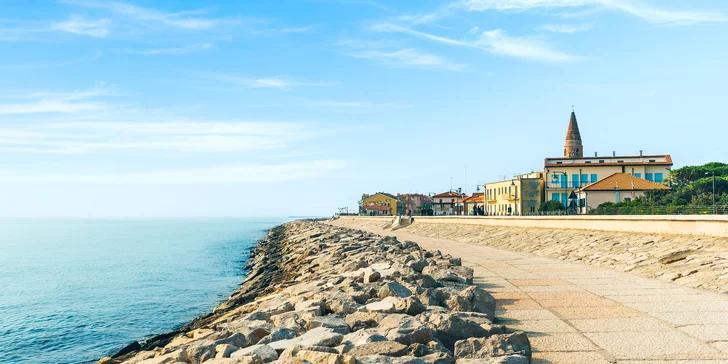Leto v Caorle: hotel v pokojnej časti pri pláži a s raňajkami, first minute zľavy aj noc zadarmo