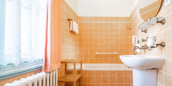 Jurkovičove útulne na Pustevnách: pobyt s raňajkami aj večerou vo valašskej reštaurácii Libušín