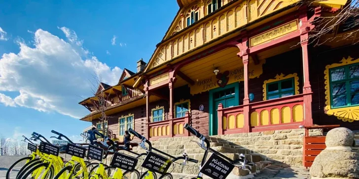 Jurkovičove útulne na Pustevnách: pobyt s raňajkami aj večerou vo valašskej reštaurácii Libušín