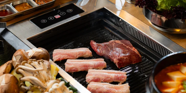Zážitková kórejská degustačná večera BBQ & Hot Pot pre 2 osoby