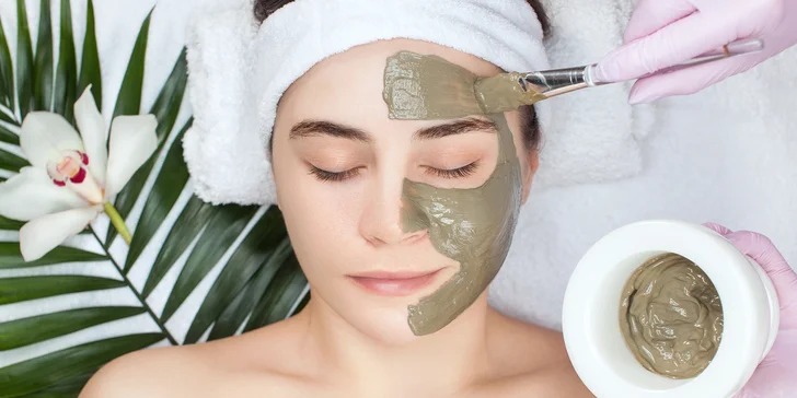 Účinné kozmetické ošetrenia: Čistenie pleti, dermabrázia, kolagénové nite, mezoterapia a i.
