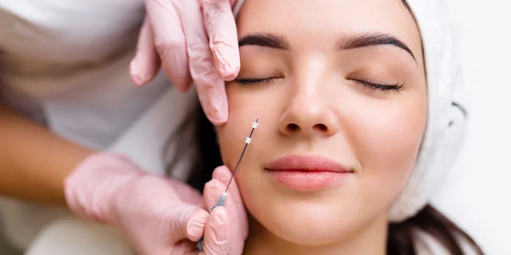 Účinné kozmetické ošetrenia: Čistenie pleti, dermabrázia, kolagénové nite, mezoterapia a i.