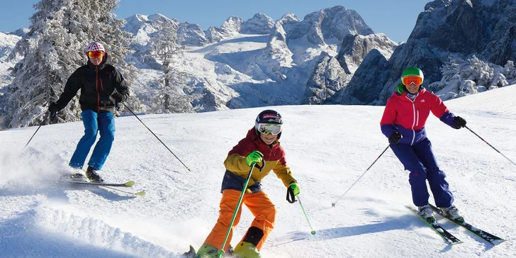 Rakúske Alpy: hotel s výhľadom na oblasť Dachstein, raňajky, wellness a lyžovanie