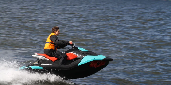 Za polárnou žiarou a krásami Botnického zálivu: prenájom domčeka pre 2-11 osôb, zapožičanie bicyklov, loďky, kajakov, český majiteľ