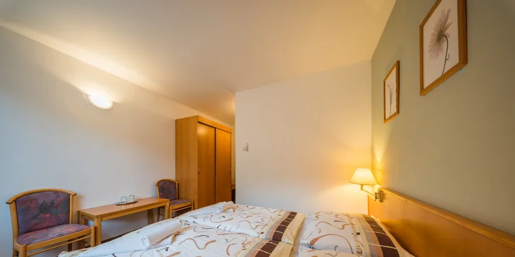 Pobyt vo vinárstve na južnej Morave s jedlom aj neobmedzeným vínom, areál s minizoo a rybníkom