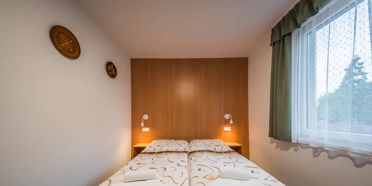 Pobyt vo vinárstve na južnej Morave s jedlom aj neobmedzeným vínom, areál s minizoo a rybníkom