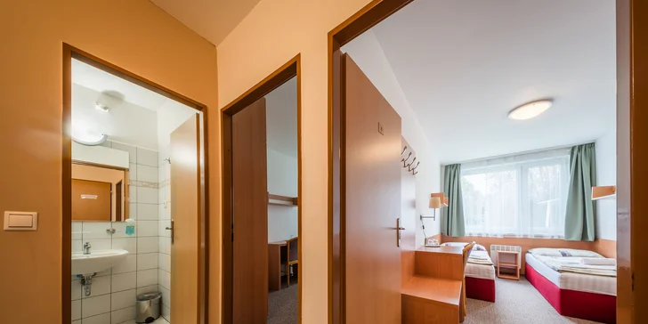 Pobyt vo vinárstve na južnej Morave s jedlom aj neobmedzeným vínom, areál s minizoo a rybníkom