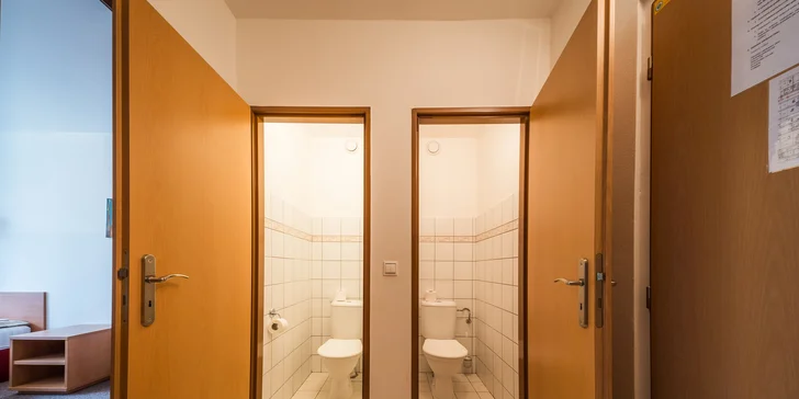 Pobyt vo vinárstve na južnej Morave s jedlom aj neobmedzeným vínom, areál s minizoo a rybníkom