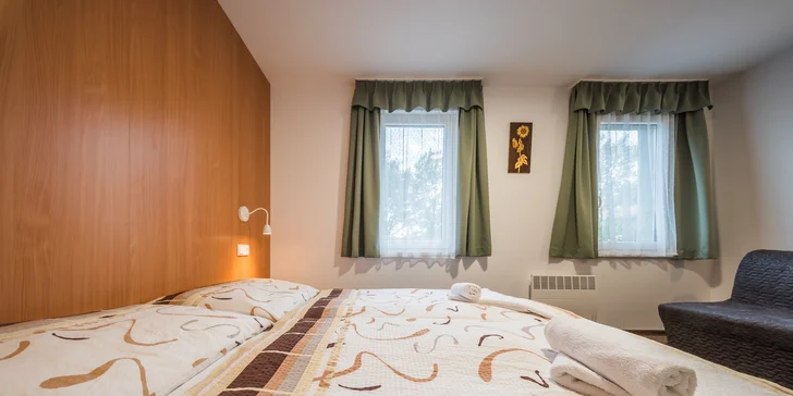 Pobyt vo vinárstve na južnej Morave s jedlom aj neobmedzeným vínom, areál s minizoo a rybníkom