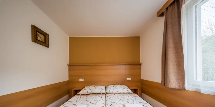 Pobyt vo vinárstve na južnej Morave s jedlom aj neobmedzeným vínom, areál s minizoo a rybníkom