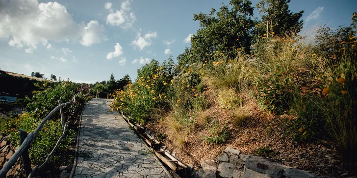 Pobyt uprostred dedinky Štiavnické Bane so stravou aj wellness