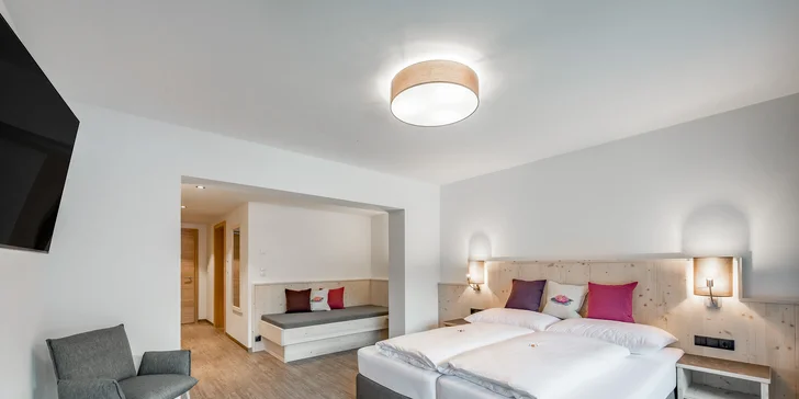 Tirolský Ötztal: hotel s neobmedzeným wellness a polpenziou, kúpanie v jazere aj aquaparkoch