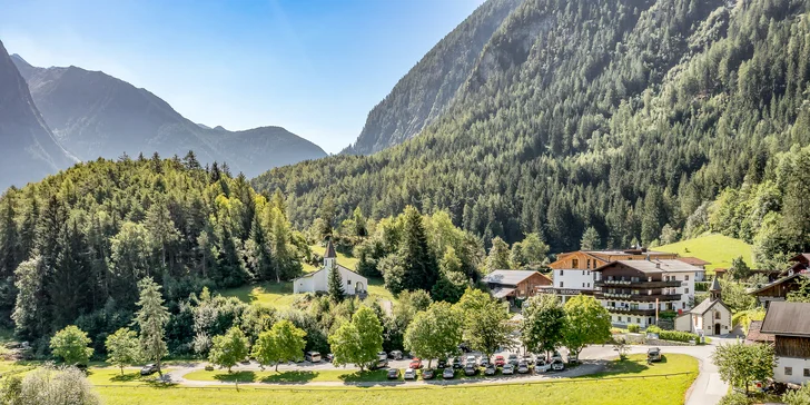 Tirolský Ötztal: hotel s neobmedzeným wellness a polpenziou, kúpanie v jazere aj aquaparkoch