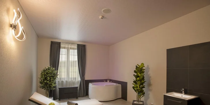 Romantický pobyt v 5* Château Šanov pre dvoch: neobmedzene wellness aj procedúry, raňajky či polpenzia